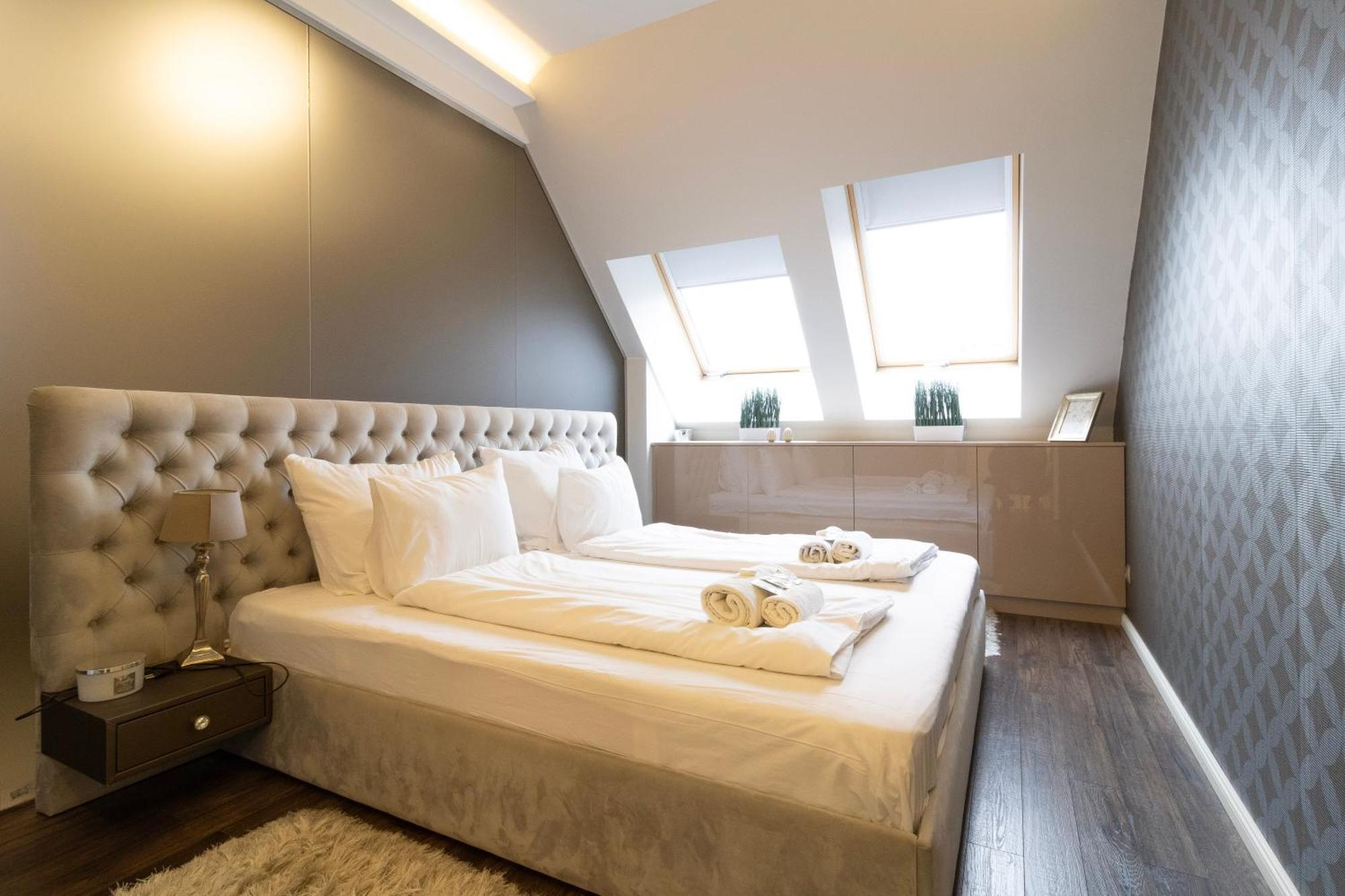 Jacuzzi Roofterrace Luxury Over The Opera Budapeste Exterior foto